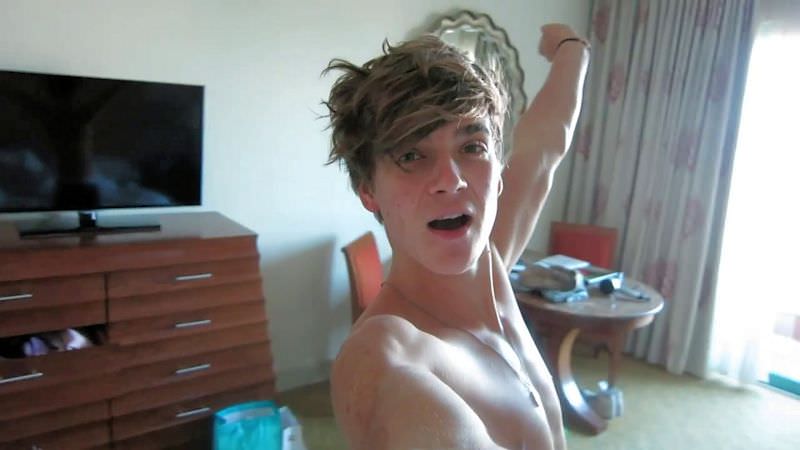 Shirtless Joe Sugg