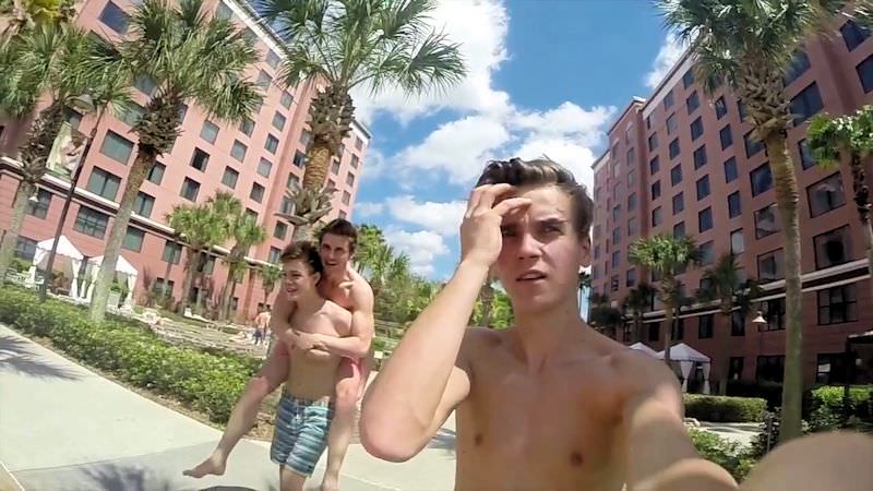 Shirtless Joe Sugg